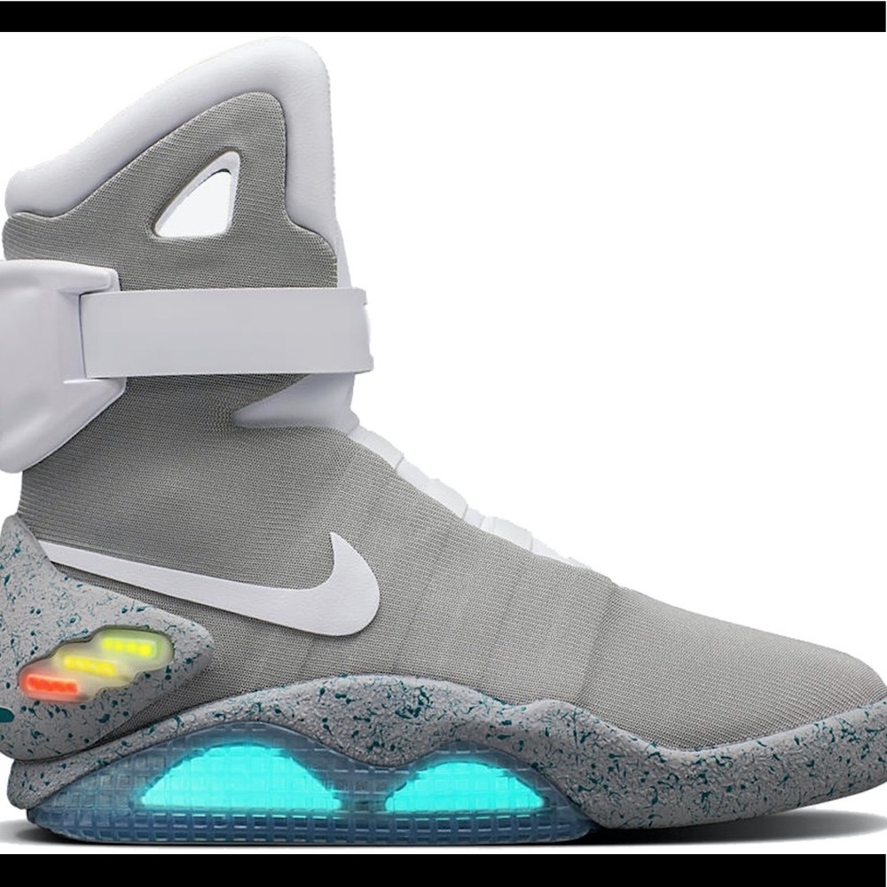 Meet your Posher, Holy